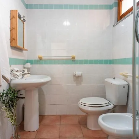 Appartamento Glorious Le Pavoncelle One Bedroom Sleeps Four Num1452