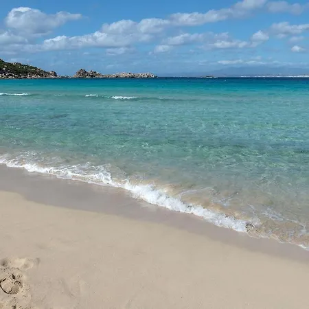 Glorious Le Pavoncelle One Bedroom Sleeps Four Num1452 Santa Teresa Gallura