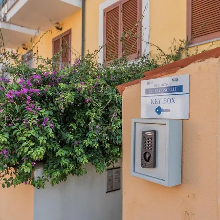 Glorious Le Pavoncelle One Bedroom Sleeps Four Child Num1452 Appartamento Santa Teresa di Gallura