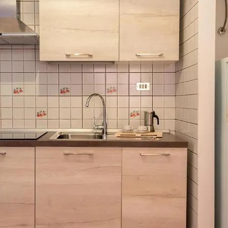 Appartamento Glorious Le Pavoncelle One Bedroom Sleeps Four Num1452 *