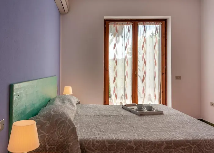 Apartman Glorious Le Pavoncelle One Bedroom Sleeps Four Num1452 *
